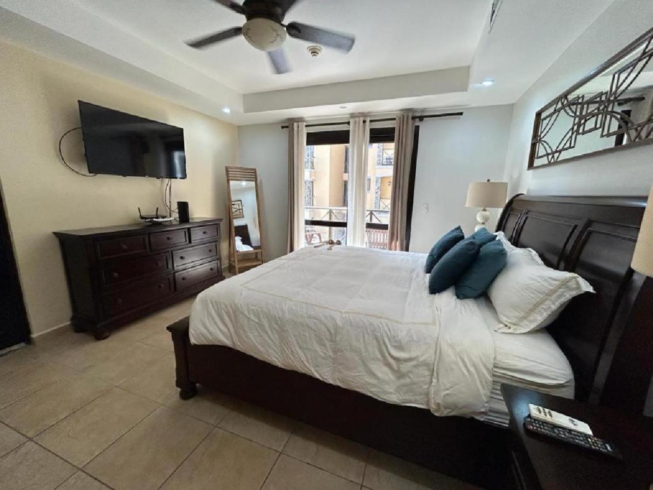 Apartamento De Lujo Las 3 Gotas Jaco, Frente Al Mar Con Vista A La Playa מראה חיצוני תמונה