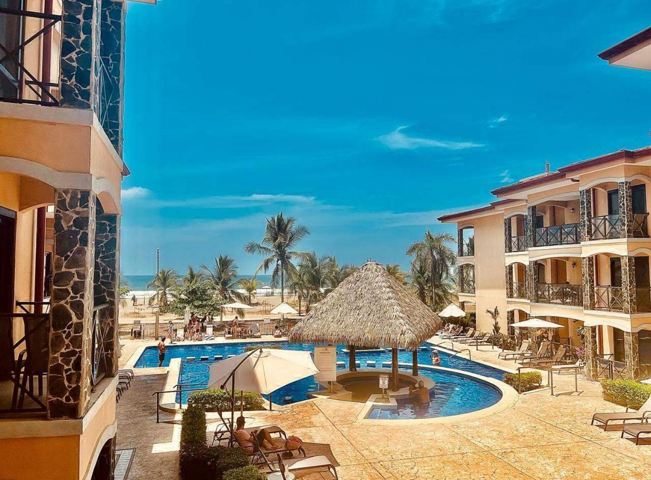 Apartamento De Lujo Las 3 Gotas Jaco, Frente Al Mar Con Vista A La Playa מראה חיצוני תמונה