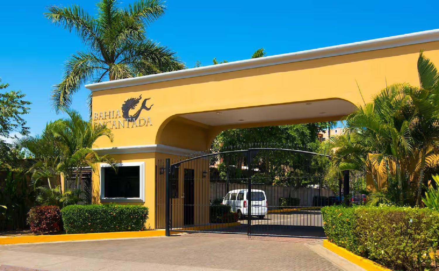 Apartamento De Lujo Las 3 Gotas Jaco, Frente Al Mar Con Vista A La Playa מראה חיצוני תמונה